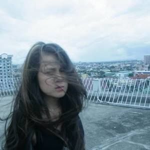 Meet your Posher, Avela